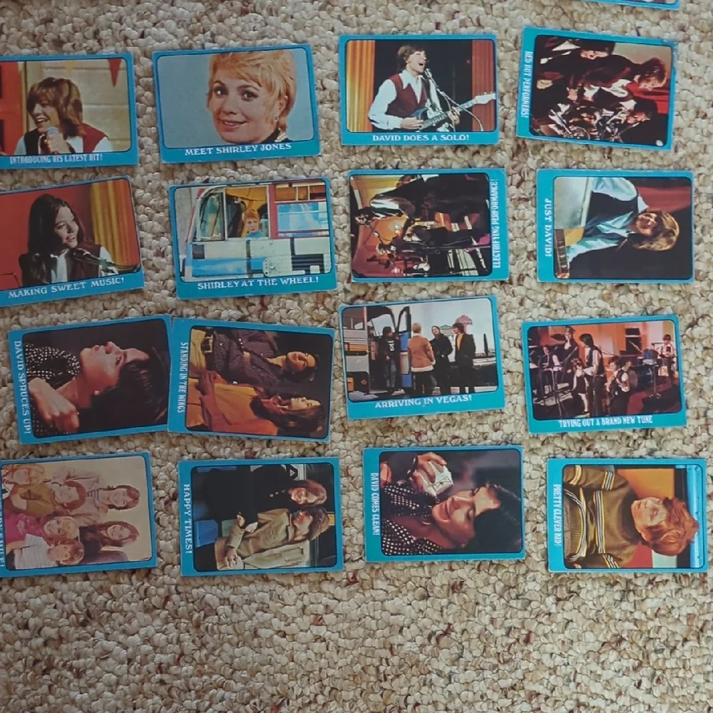 1971 Topps The Partridge Family Blue Framed Trading Cards Lot of 45 Missing 10 - Picture 4 of 16